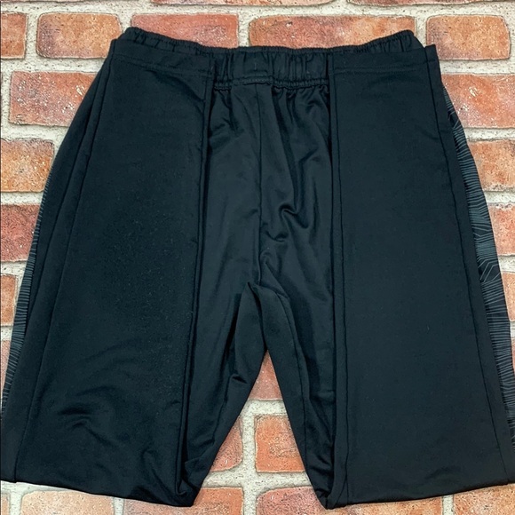 Gymshark Black Athletic Jogger Pants - Picture 4 of 8